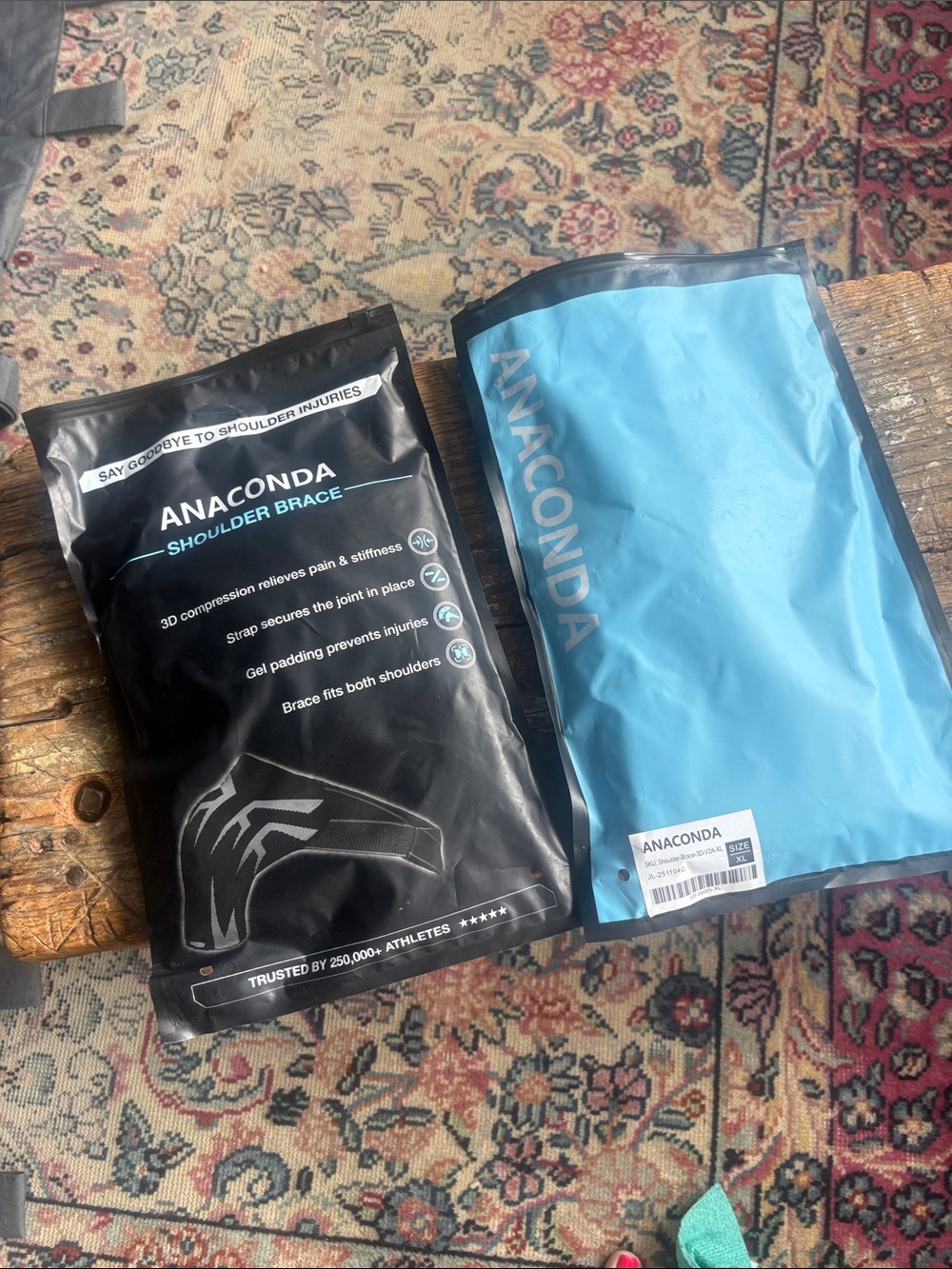 Anaconda Men’s Shoulder Brace - Black and Blue